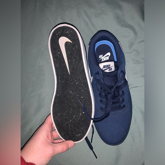Nike SB Shoes - Picture 3 of 4